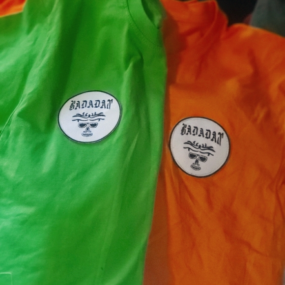 T-shirt - Picture 1 of 2